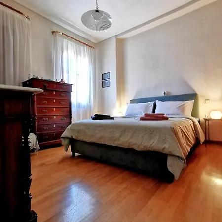 Villa παραδοσιακή κατοικία-παλιά πόλη Trikala (Thessaly)